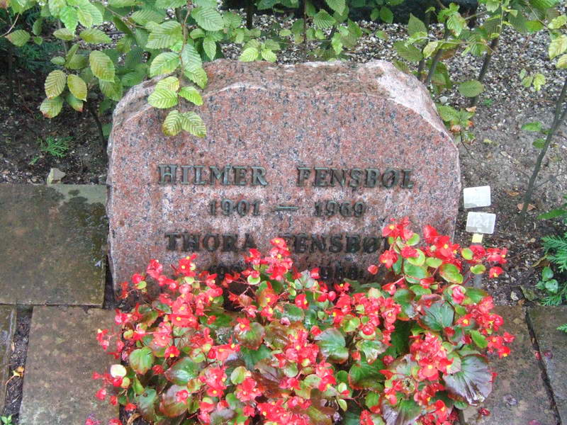 Billede af gravsten p&aring; Holmens Kirkeg&aring;rd