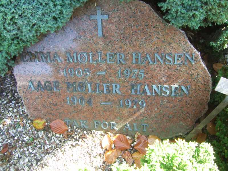 Billede af gravsten p&aring; Holmens Kirkeg&aring;rd