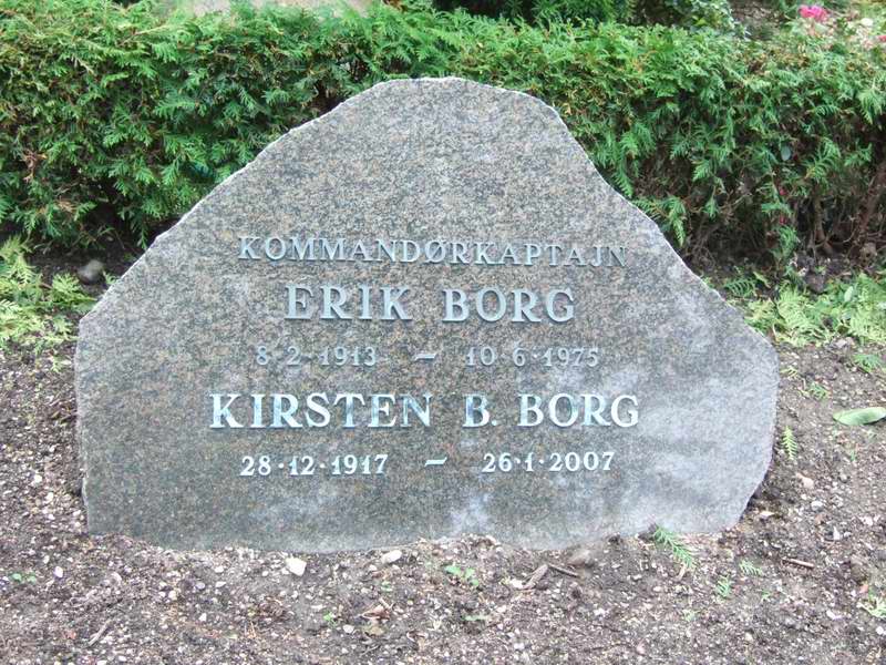 Billede af gravsten p&aring; Holmens Kirkeg&aring;rd
